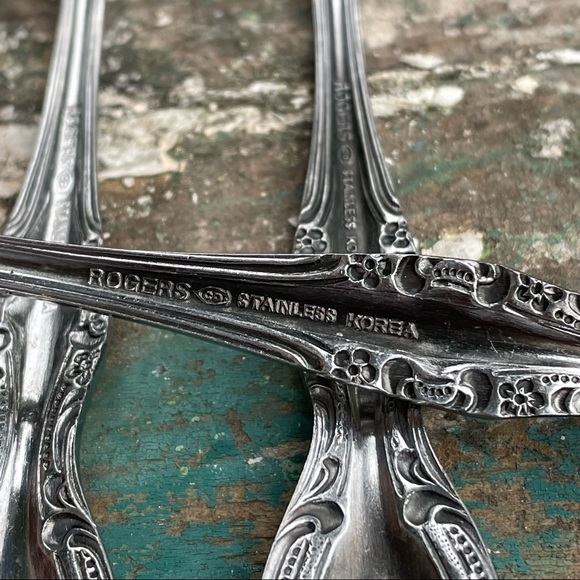 Rogers silver ornate flatware dinner Forks stainless vintage set of 3 - Picture 5 of 5